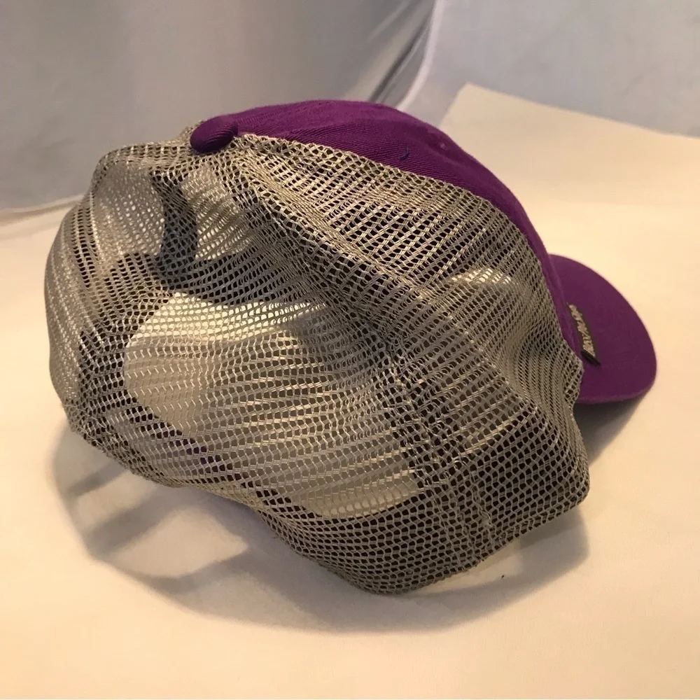 Bass Pro Shops Adjustable Mesh Game Fishing Cap